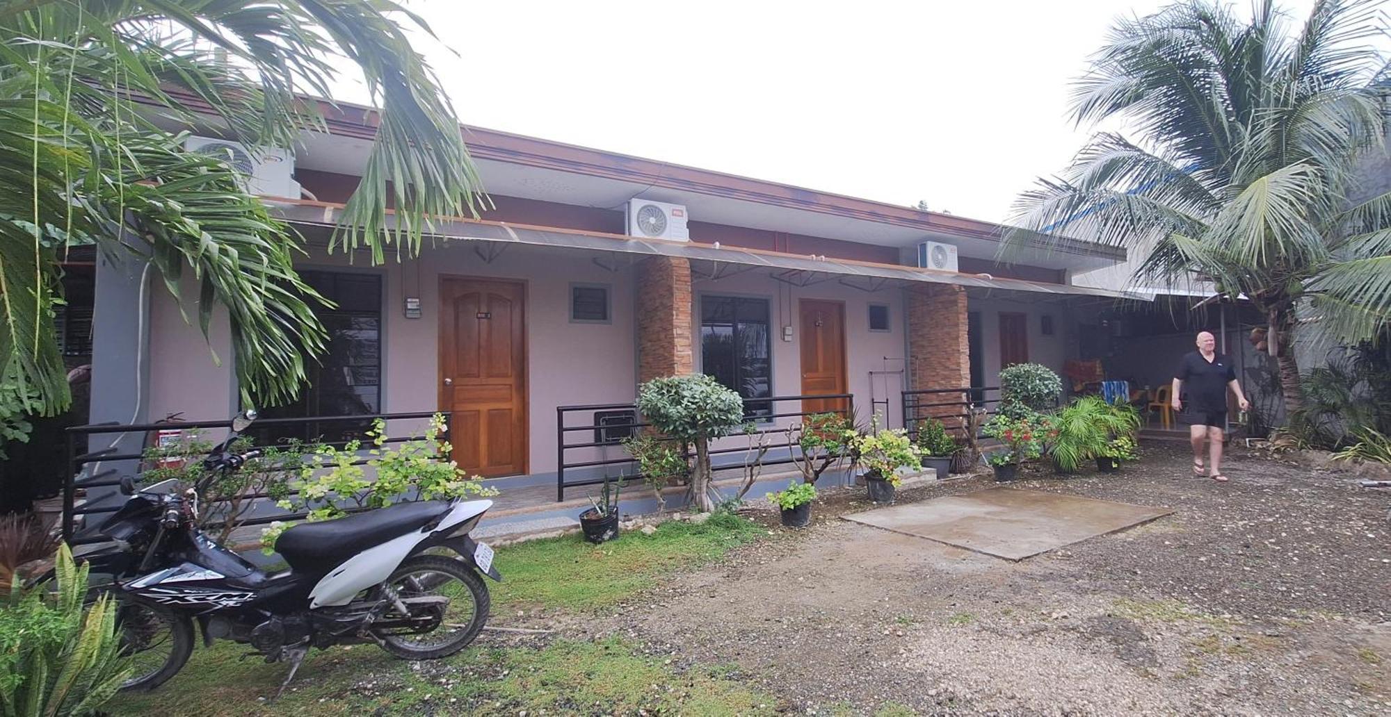 Casa Oeste Moalboal Eksteriør billede